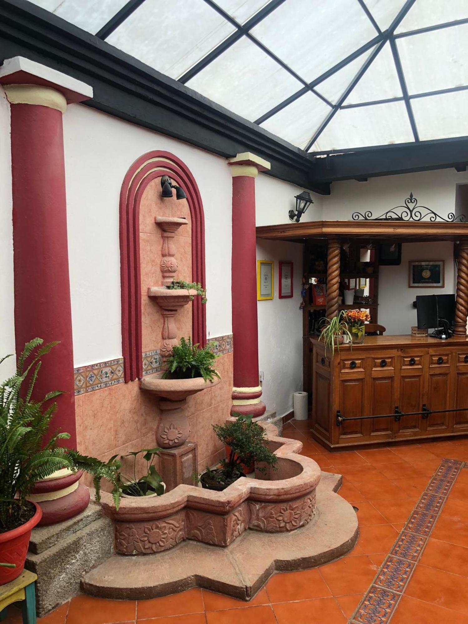 Hostal Casa Gaia San Cristobal de las Casas Bagian luar foto